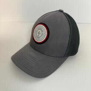 Travis Mathew Trucker Hat Mens Black Gray Snapback Adjustbale Mesh Flex Fit Golf